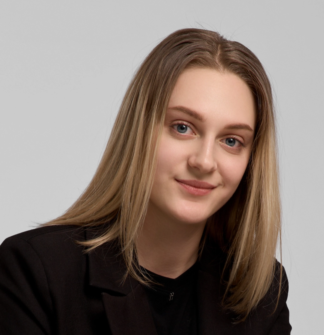Анна Верхотурова